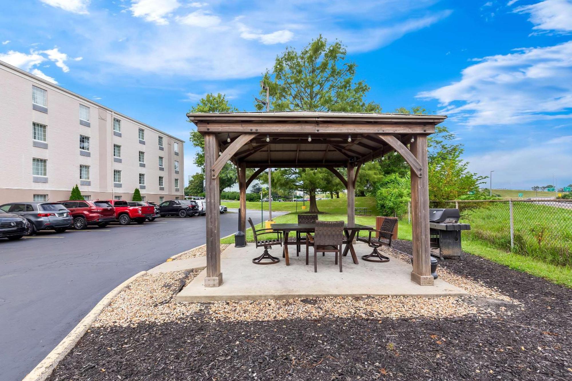 Comfort Inn St Louis - Westport Event Center Maryland Heights Buitenkant foto